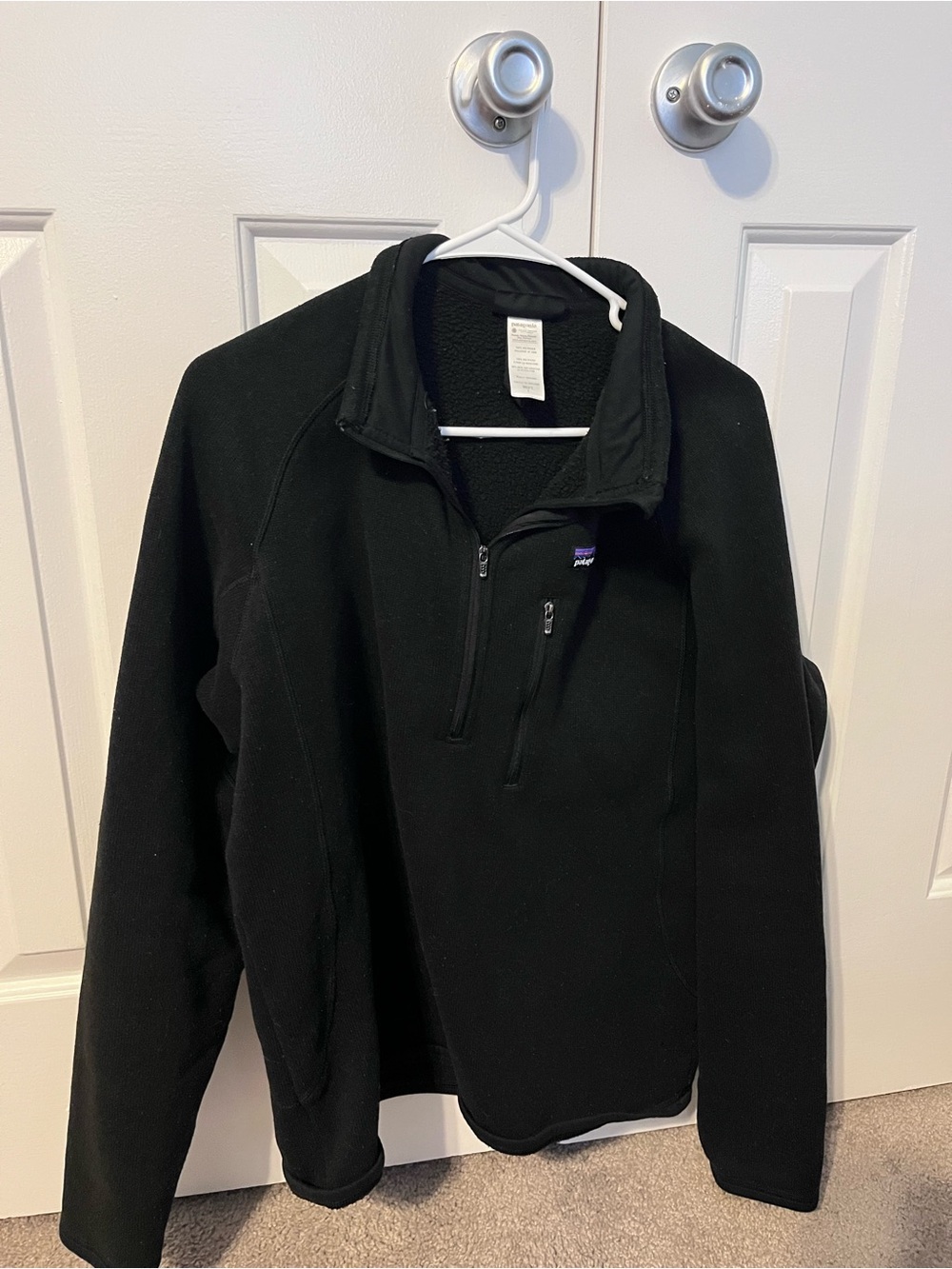 Black Patagonia Men’s Large Better Sweater 1/2 zip fleece pullover jacket